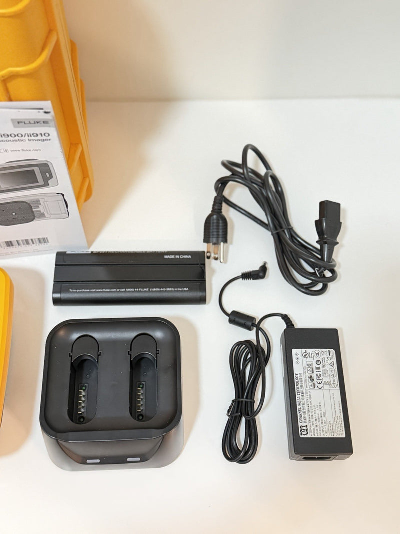 FLUKE ii910 ACOUSTIC IMAGER KIT W/ ACCESSORIES FREE SHIPPING (TESTED)
