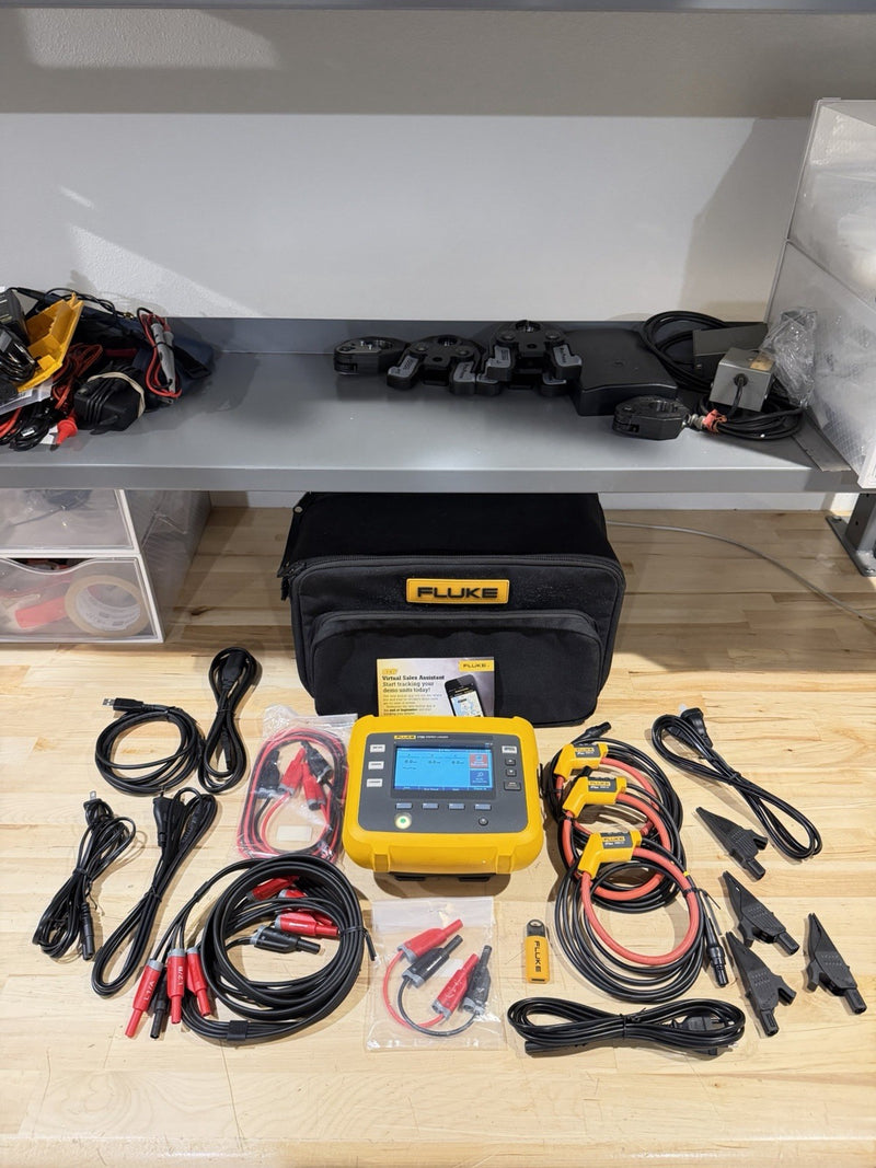 FLUKE 1730 ENERGY LOGGER KIT W/ ACCESSORIES (TESTED) FREE SHIPPING