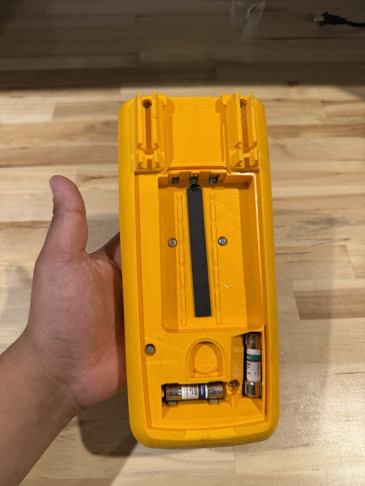 FLUKE 289 TRUE-RMS LOGGING MULTIMETER (PARTS ONLY) FOR PARTS