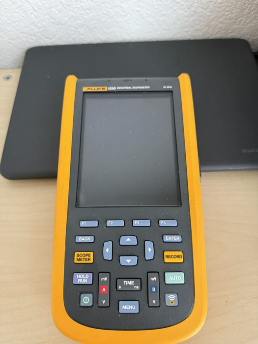 FLUKE 123B INDUSTRIAL SCOPE METER OSCILLOSCOPE 20 MHZ