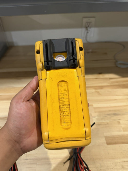 FLUKE 789 PROCESS METER (PARTS ONLY) FOR PARTS