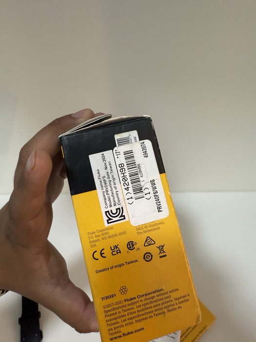 FLUKE PRV240FS PROVING UNIT & MAGNETIC HANGING STRAP (NEW FACTORY SEALED) NEW