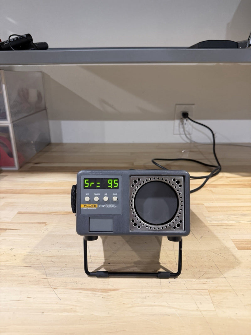FLUKE 9132 PORTABLE IR INFRARED CALIBRATOR 50°C TO 500°C (TESTED) FREE SHIPPING