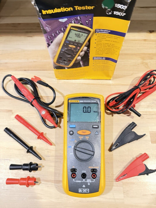 FLUKE 1503 INSULATION TESTER (NEW FACTORY SEALED) W ACCESSORIES - NEW