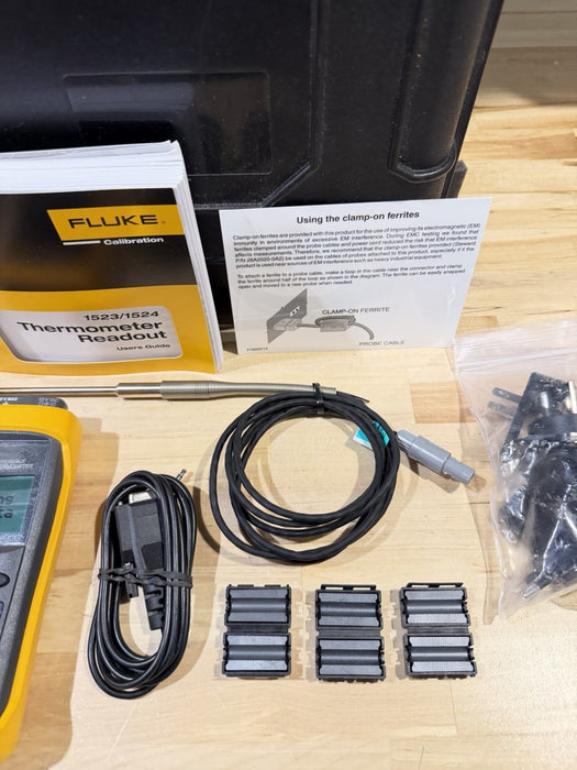 FLUKE 1523 REFERENCE THERMOMETER W/ PROBE KIT & ACCESSORIES-FREE SHIPPING TESTED