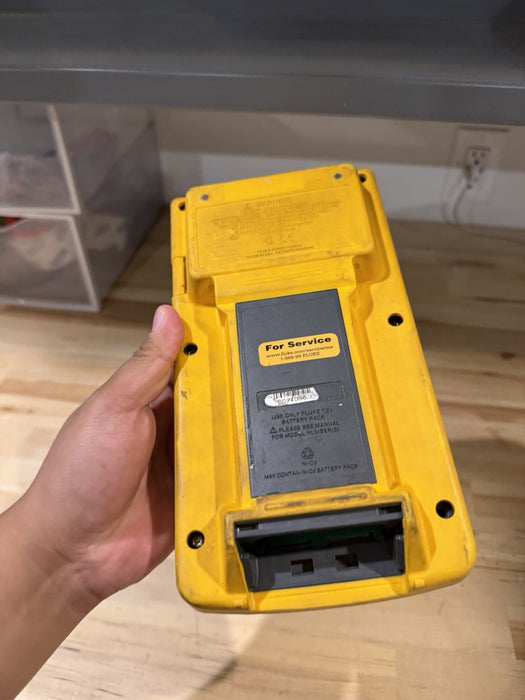 FLUKE 744 DOCUMENTING PRCESS CALIBRATOR FOR PARTS