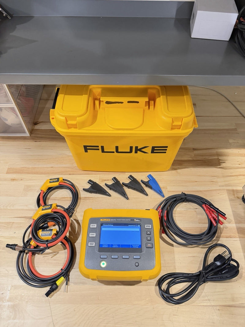 FLUKE 3540 FC 3-PHASE POWER MONITOR WITH ACCESSORIES TESTED