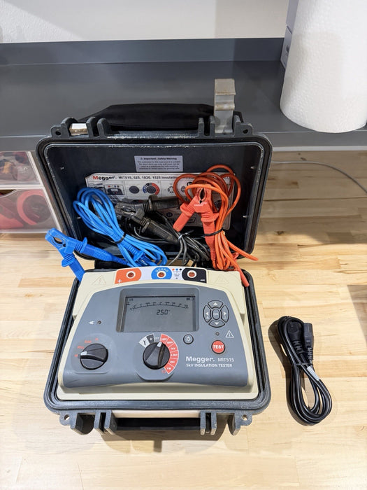 MEGGER MIT515 5KV INSULATION TESTER W/ LEADS & CHARGER (TESTED) FREE SHIPPING