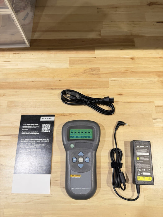 FLUKE HART SCIENTIFIC 1521 THERMOMETER READOUT W/ CHARGER/TESTED -MISSING COVER