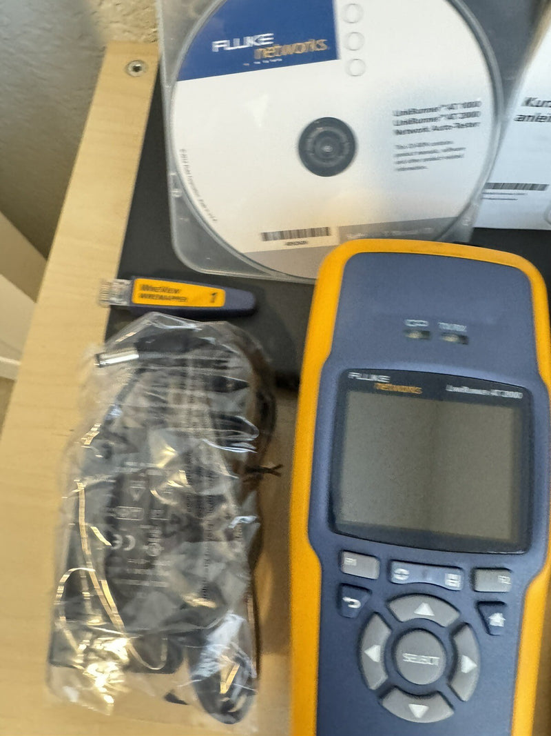 FLUKE NETWORKS LRAT-2000 LINKRUNNER AT-2000 AUTO TESTER W FLUKE INTELLITONEPROBE