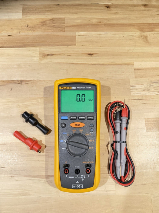 FLUKE 1507 INSULATION MULTIMETER W/ LEADS  - SHIPS FAST