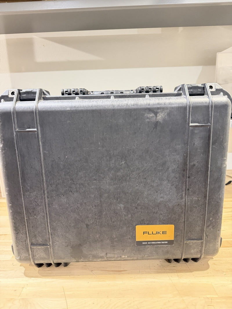 FLUKE 1550C 5KV INSULATION TESTER W LEADS & CASE - FREE SHIPPING
