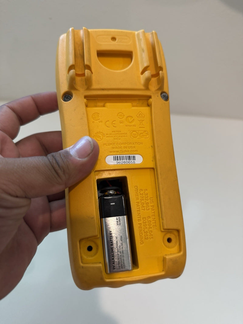 FLUKE 77-IV MULTIMETER FOR PARTS