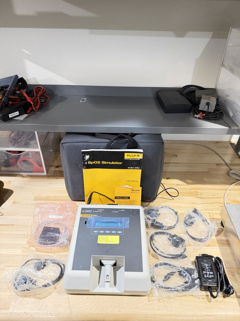 FLUKE INDEX 2 SPO2 SIMULATOR W/ ACCESSORIES (TESTED) SHIPS FREE