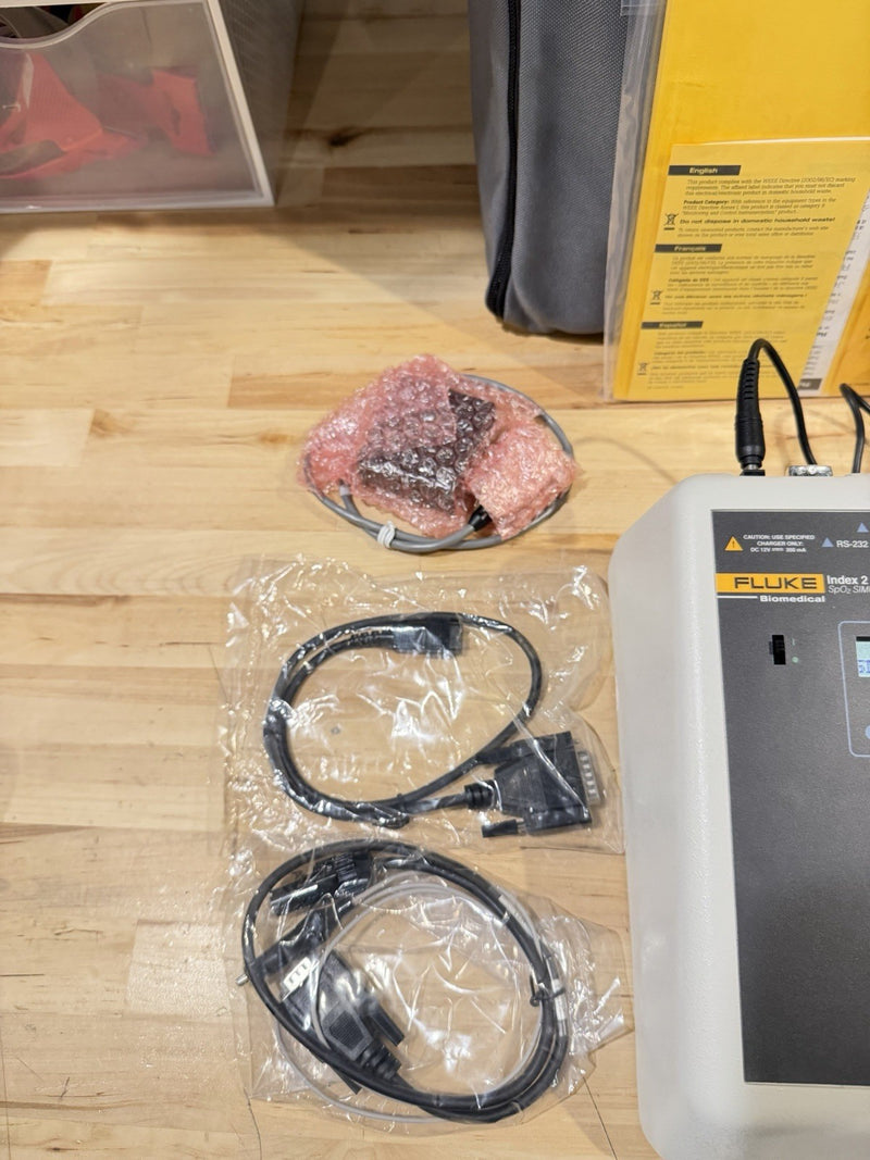 FLUKE INDEX 2 SPO2 SIMULATOR KIT W/ ACCESSORIES (TESTED) SHIPS FREE - NEW