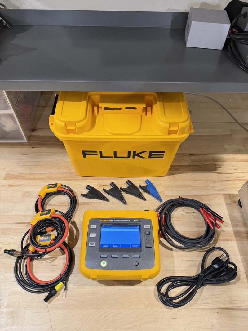FLUKE 3540 FC 3-PHASE POWER MONITOR WITH ACCESSORIES TESTED