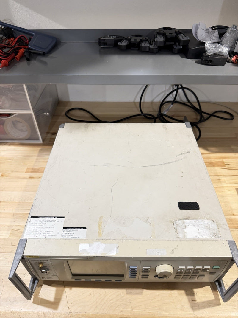 FLUKE 9640A RF REFERENCE SOURCE (PARTS ONLY) F DOESN’T TURN ON- SHIPS FAST