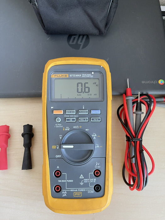 FLUKE 87V-MAX INDUSTRIAL TRUE RMS MULITMETER FLUKE WITH BAG & LEADS