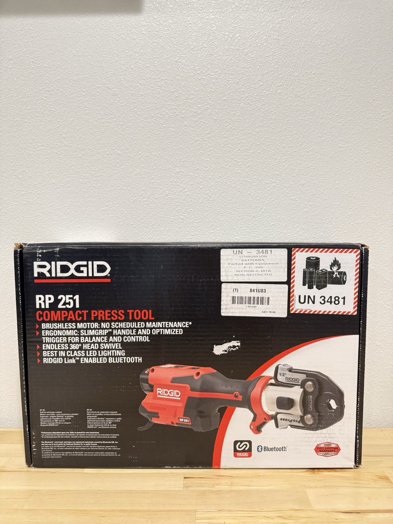 RIDGID RP251 PRESSTOOL KIT WITH 1/2 3/4 1”1-1/4 IN JAWS