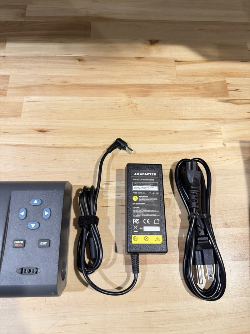 FLUKE 1620A DEWK THERMO HYGROMETER WITH CHARGER TESTED