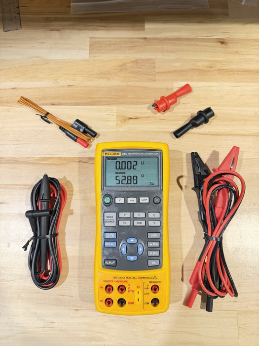FLUKE 724 TEMPERATURE CALIBRATOR METER WITH LEADS & CLIPS TESTED