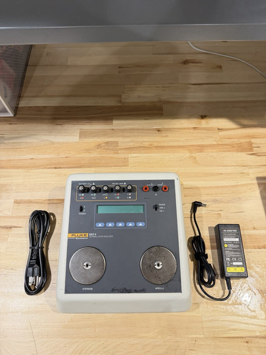 FLUKE BIOMEIDICAL QED 6 DEFIB ANALYZER WITH CHARGER TESTED
