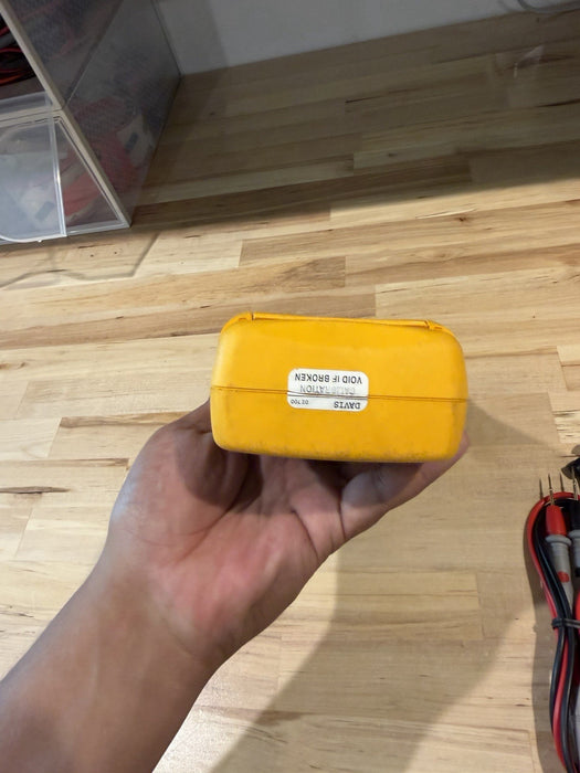 FLUKE 789 PROCESSMETER W/ LEADS & CLIPS (TESTED) SHIPS FAST