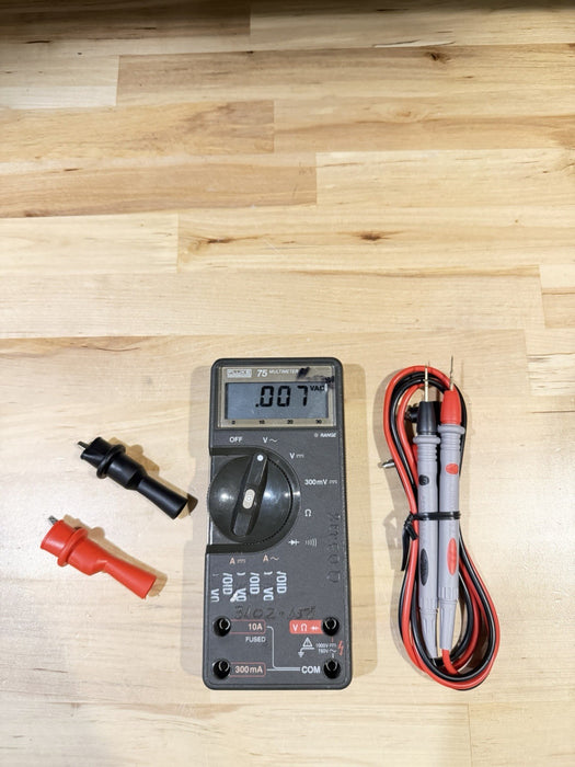 FLUKE 75 MULTIMETER W/ LEADS (TESTED) SHIPS FAST