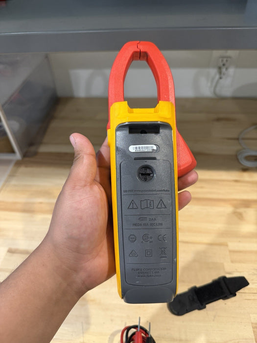 FLUKE 374 FC TRMS CLAMP METER W/ LEADS & CLIPS (TESTED) SHIPS FAST