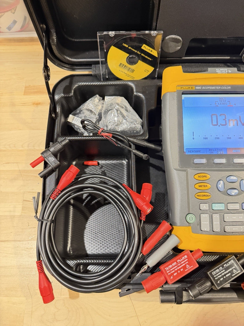 FLIKE 199C 200MHZ 2.5GS/s SCOPEMETER COLOR W/ ACCESSORIES (TESTED) SHIPS FAST