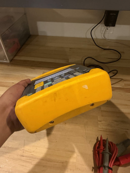 FLUKE 196C SCOPEMETER COLOR WITH LEADS 100MHZ 1GS/S TESTED