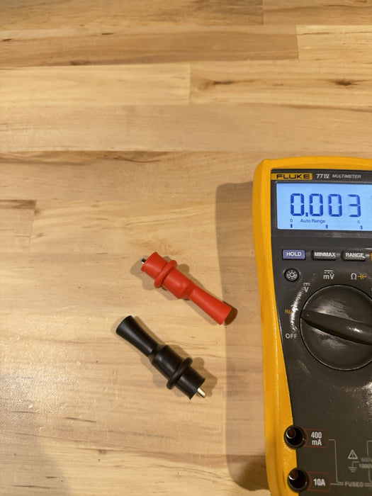 FLUKE 77-IV MULTIMETER W / LEAD SET & CLIPS - SHIPS FAST (TESTED)
