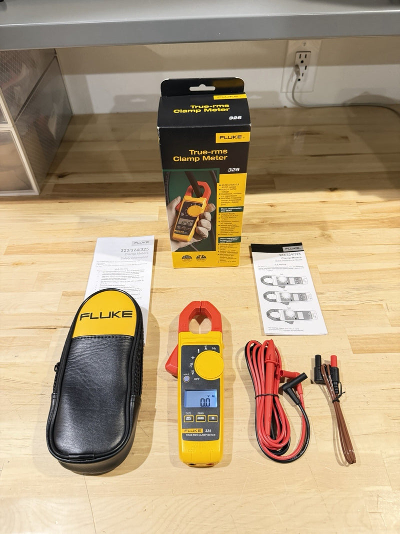 FLUKE 325 TRUE RMS CLAMP METER SHIPS FAST - NEW