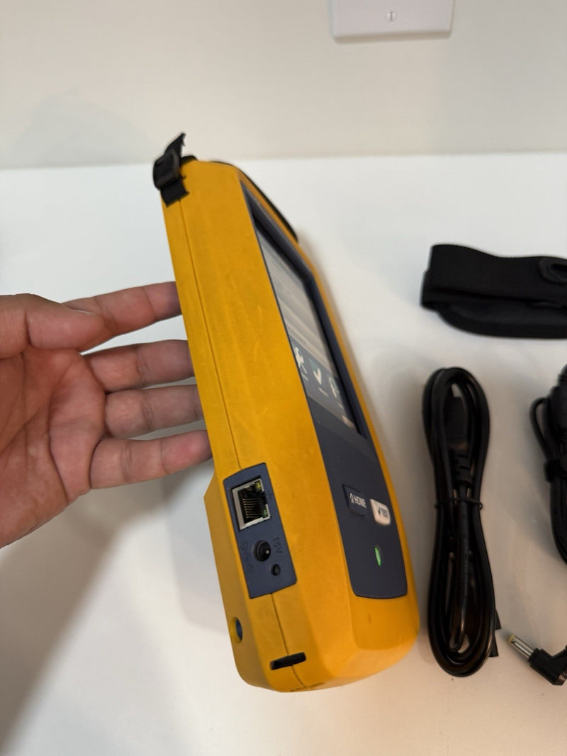 FLUKE NETWORKS VERSIV DSX MAINFRAME WITH CHARGER TESTED