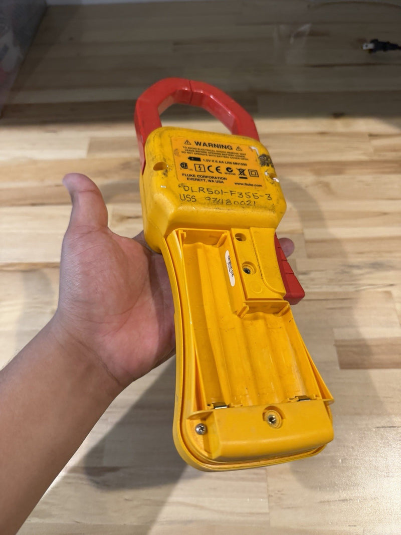 FLUKE 355 TRUE RMS 2000 CLAMP METER FOR PARTS