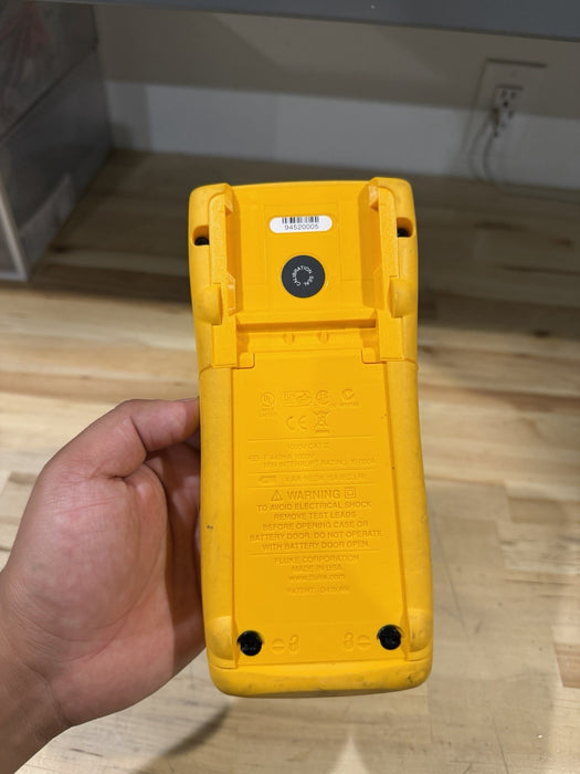 FLUKE 789 PROCESS METER FOR PARTS