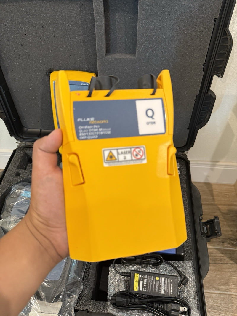 FLUKE NETWORKS OFP2-100-QI OPTIFIBER PRO QUAD OTDR V2 WITH ACCESSORIES