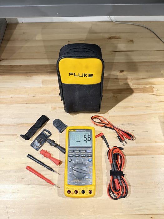 FLUKE 789 PROCESSMETER WITH LEADS & CLIPS TESTED