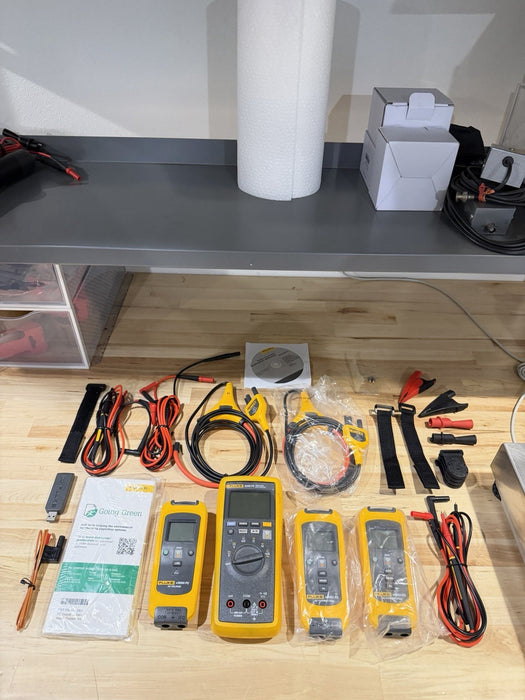FLUKE 3000 FC IND WIRELESS MULTIMETER KIT W/ ACCESSORIES (FREE SHIPPING)