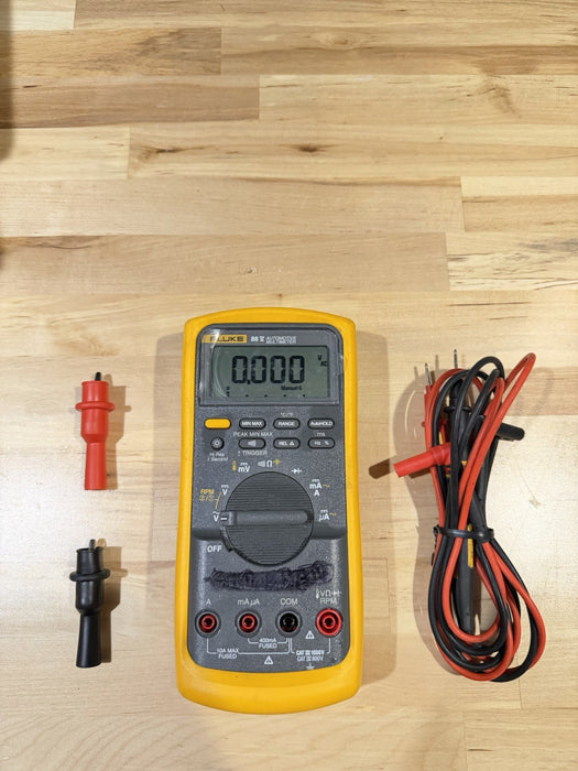 FLUKE 88V AUTOMOTIVE MULTIMETER W/ LEADS & CLIPS - SHIPS FREE (TESTED)