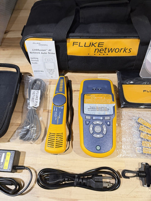 FLUKE NETWORKS LINKRUNNER AT-2000 KIT AUTO TESTER KIT RARE