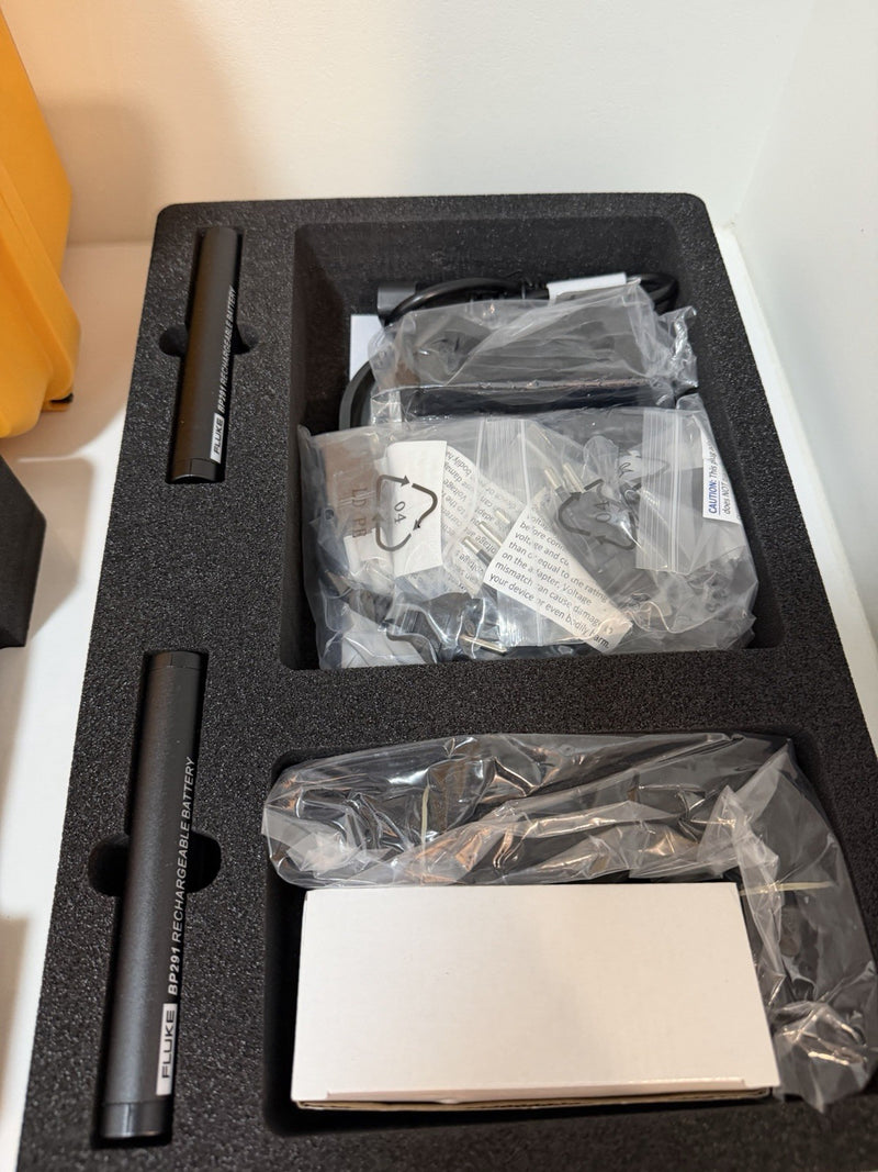 FLUKE II910 FPC ACOUSTIC IMAGER &ACCESSORIES CALIBRATED 2025