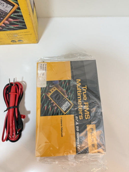 FLUKE 89 IV TRUE RMS DIGITAL MULTIMETER W / LEADS - FREE SHIPPING