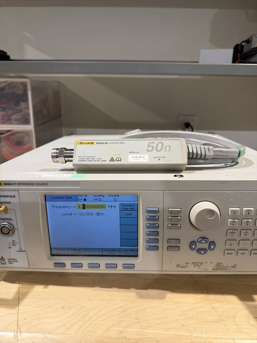 FLUKE 9640A RF REFERENCE SOURCE WITH 9640A-50 LEVELING HEAD TESTED