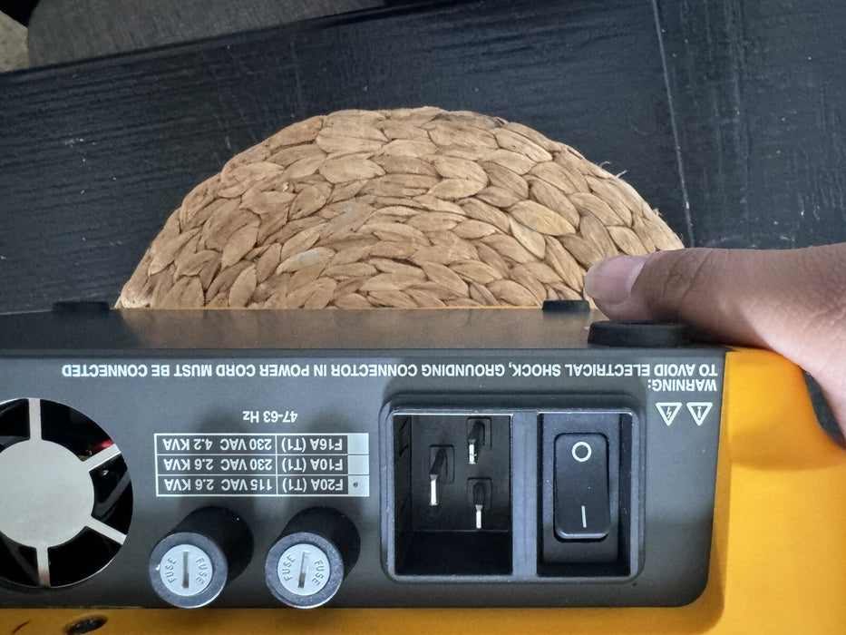 FLUKE ESA620 BIOMEDICAL ELECTRICAL SAFETY ANALYZER (PARTS ONLY) DOESNT POWER ON