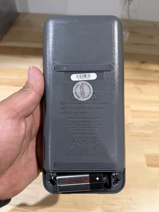 FLUKE 87V TRUE RMS MULTIMETER (PARTS ONLY) FOR PARTS - SHIPS FAST