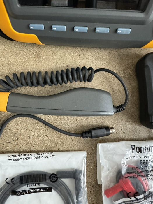 FLUKE 810 VIBRATION TESTER & TACHOMETER/FREE SHIPPING / SHIPS FAST