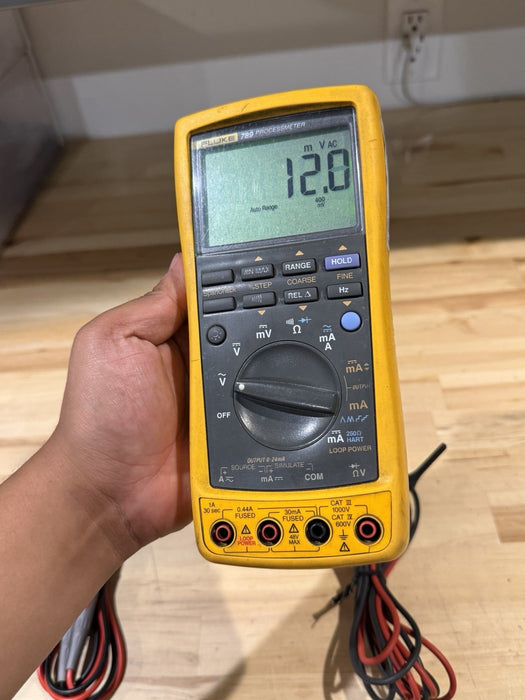 FLUKE 789 PROCESS METER (PARTS ONLY) FOR PARTS