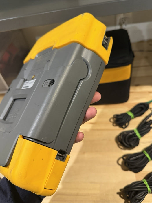 FLUKE 435 II POWER QUALITY & ENERGY ANALYZER W/ ACCESSORIES & CHARGER-SHIPS FREE