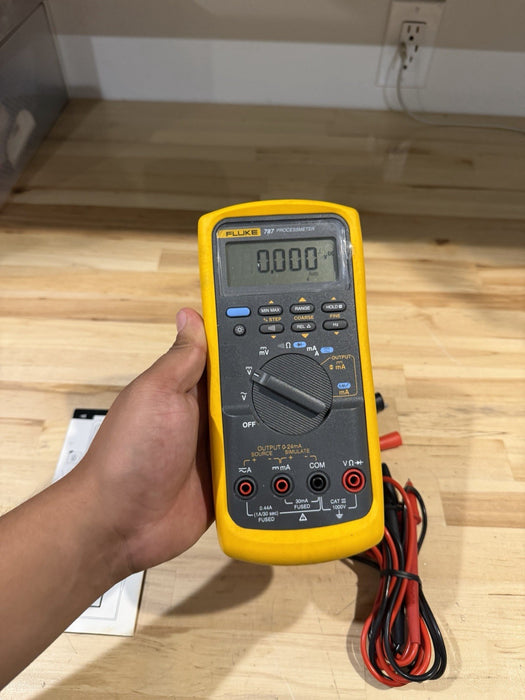 FLUKE 787 PROCESSMETER